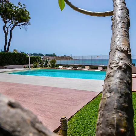 Calliope Pool Sea View شقة