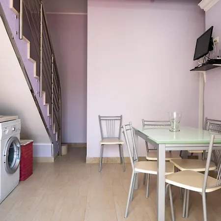Calliope Sea Apartment *