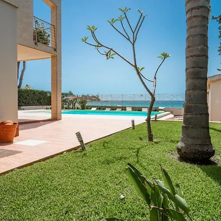 Calliope Sea Apartment *
